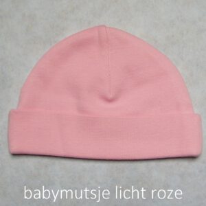 babymutsje licht roze